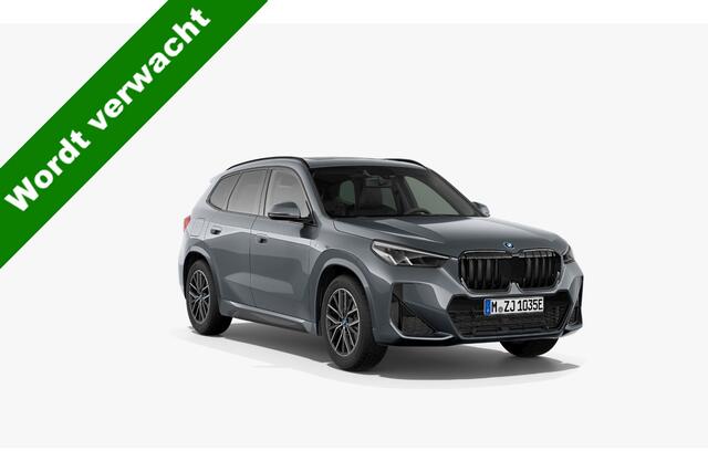 BMW X1 xDrive 25e 245 pk M-Sportpakket /Nieuw-Model/ BTW-Auto/ Pano-Dak/ Harman&Kardon/ Camera/ Sport-Stoelen/ Stoel.Verw/ Widescreen/ Memory/ 18''LMV