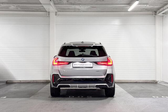 BMW X1 xDrive25e | M-Sport Pro | Travel Pack | Premium Pack | Harman/Kardon | Panoramadak | Comfort Access | Trekhaak