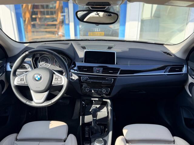 BMW X1 X1 sDrive20i High Executive I Leer I Camera I Trekhaak