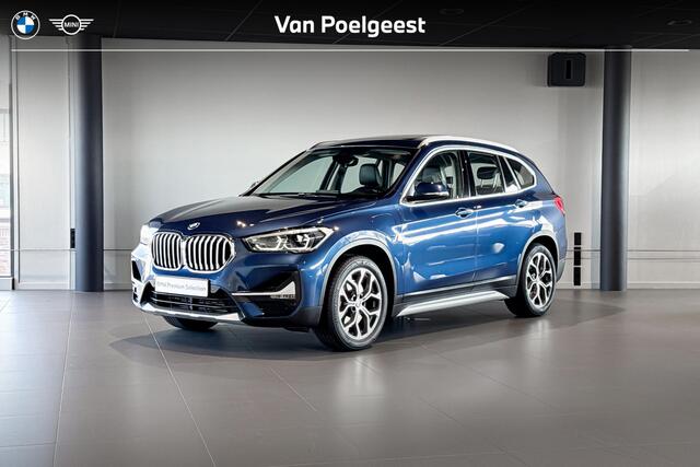 BMW X1 xDrive25e Business Edition Plus | X Line | Glazen Panoramadak | Stoelverwarming | Head-Up Display |