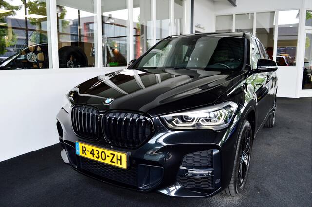 BMW X1 sDrive20i M-Sportedition | 1800kg !