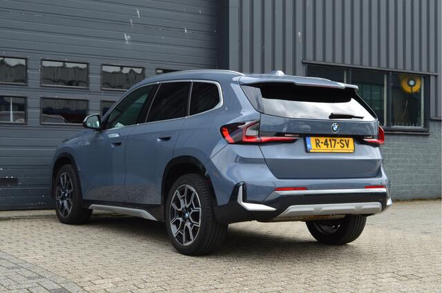 BMW X1 sDrive18i | ORG. NL | DEALERONDERHOUDEN | NIEUW MODEL!