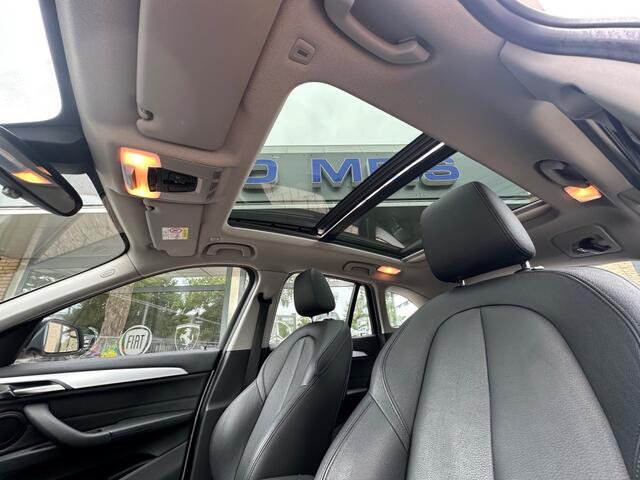 BMW X1 S Drive20i High Executive Automaat Navi Leer Camera Panorama Trekhaak NAP-Autopas
