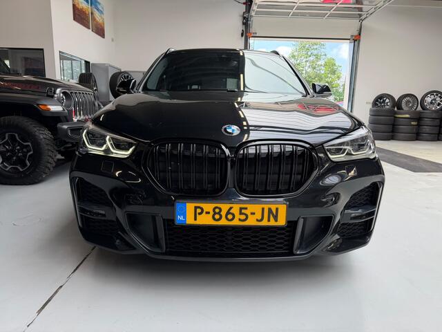BMW X1 sDrive18i Executive M Sport Navi Plus Head-Up Display 18 Inch LED