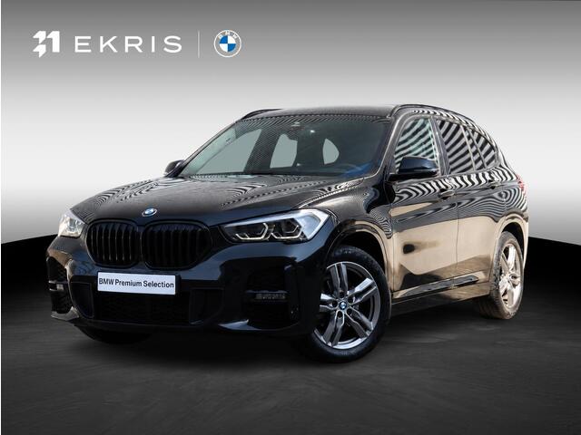BMW X1 sDrive18i | High Executive | M Sportpakket | Head-Up | Trekhaak | Hi-Fi | Apple Carplay Voorbereiding | Parking Pack | Elektr. Achterklep | 18'' LMV