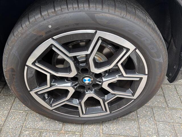 BMW X1 xDrive25e xLine | Panorama | 19" | Trekhaak