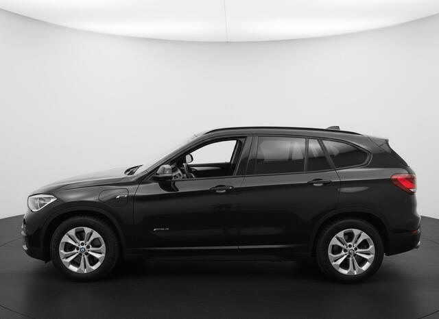 BMW X1 xDrive25e [PHEV] 221PK AUT. BUSINESS CAMERA/NAVI/HEAD-UP