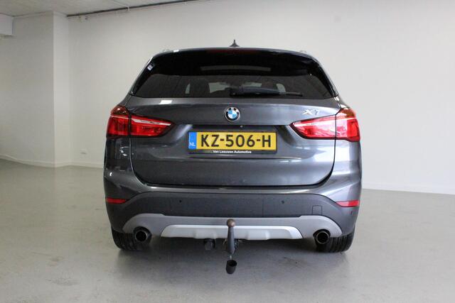 BMW X1 xDrive20i Centennial High Executive | 192PK | PANO | H&K | CLIMA | STOEL-VERW | CAMERA | NAVI | DAB | LED | E-KLEP |