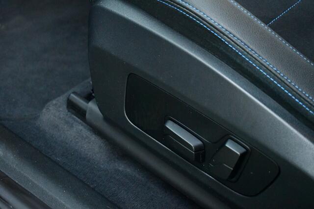 BMW X1 xDrive25e M-Sport ACC HUD E-zetels 360-cam Shadowline