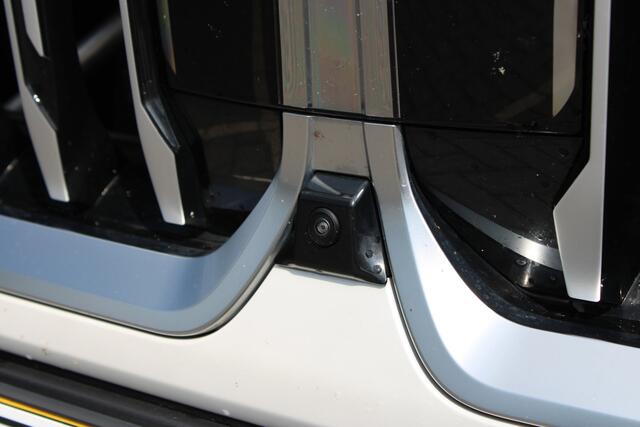 BMW X1 xDrive23i M Sport / Trekhaak / Sportstoelen / Head-Up / Adaptieve LED / M Adaptief onderstel / Parking Assistant Plus / Comfort Access
