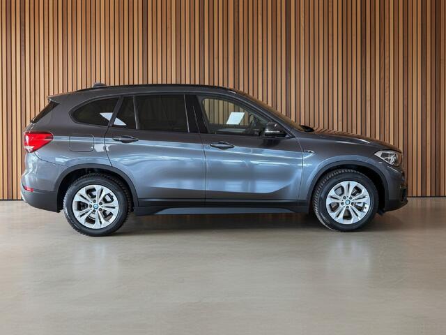 BMW X1 xDrive25e Executive | Camera | Sport | Navigatie.