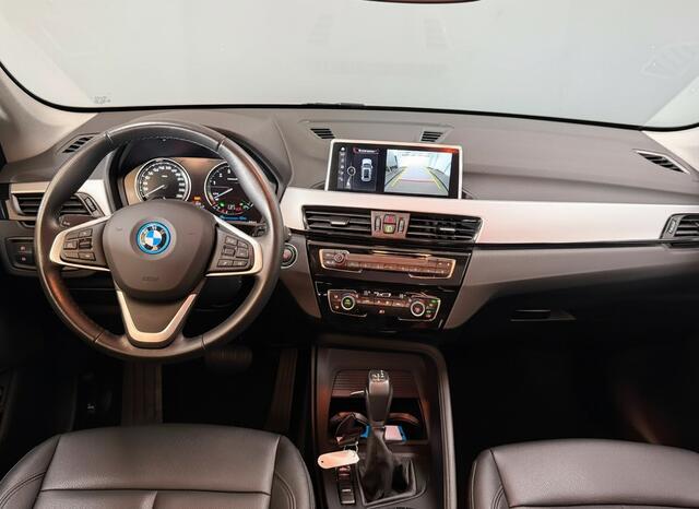 BMW X1 xDrive25e Executive | Camera | Sport | Navigatie.
