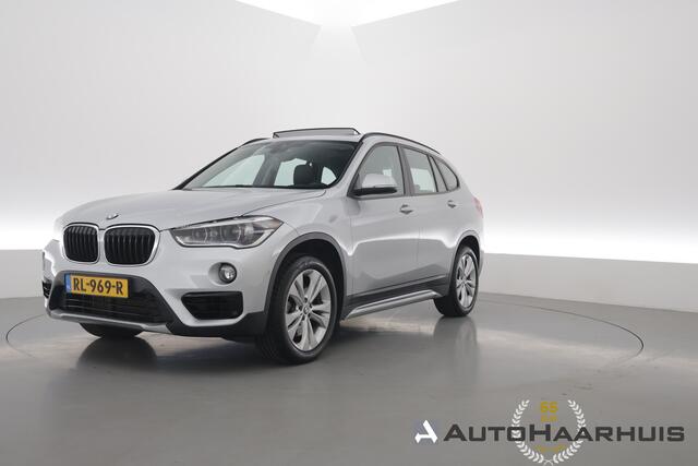 BMW X1 sDrive20i High Executive | Rijklaar!! | Pano | Cruise Contr. | Camera | Apple CarPlay | Stoelverw. | Leder | 18''