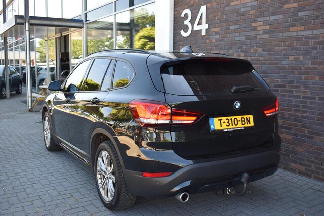 BMW X1 sDrive18i High Executive