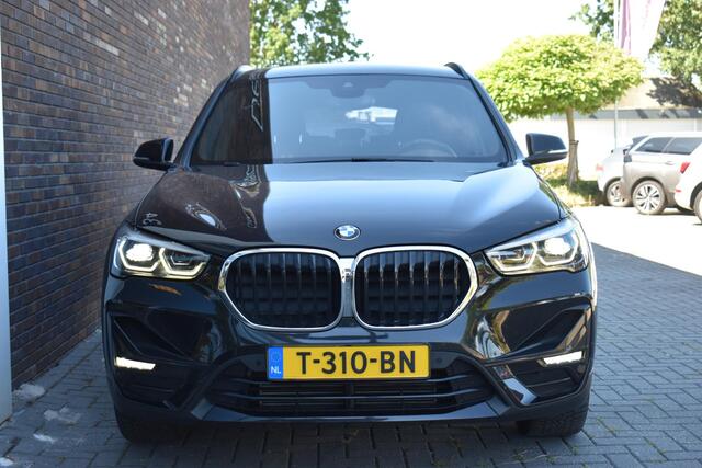 BMW X1 sDrive18i High Executive