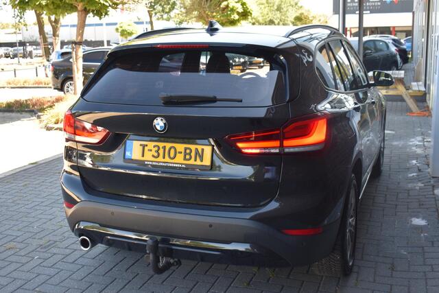 BMW X1 sDrive18i High Executive