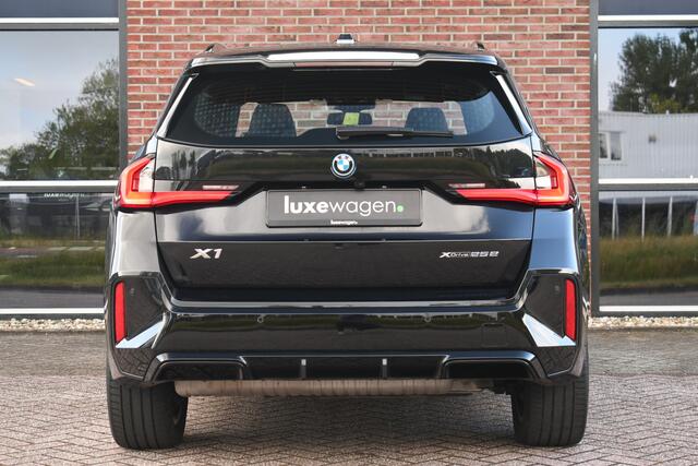 BMW X1 xDrive25e M-Sport Premium ACC-voorbereiding 18inch Camera AC-Snelladen