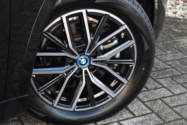 BMW X1 xDrive25e M-Sport Premium ACC-voorbereiding 18inch Camera AC-Snelladen