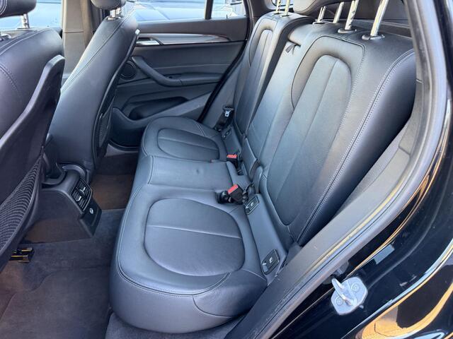 BMW X1 xDrive20i High Exec. NL Auto Leder|HUD|Pano|Trekh