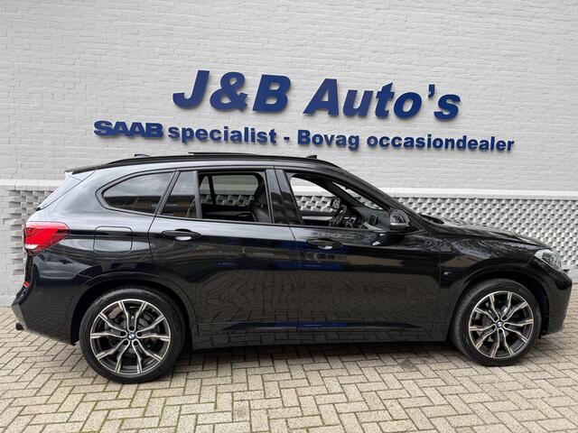BMW X1 sDrive20i High Executive M sport Black edition Panorama dak Carplay