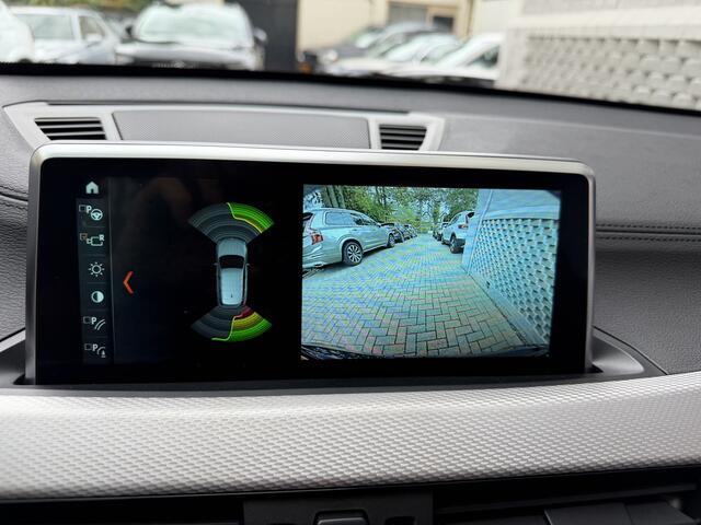 BMW X1 sDrive20i High Executive M sport Black edition Panorama dak Carplay