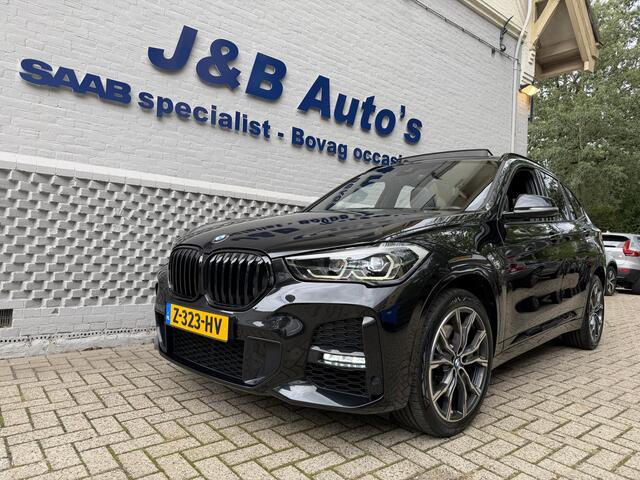 BMW X1 sDrive20i High Executive M sport Black edition Panorama dak Carplay