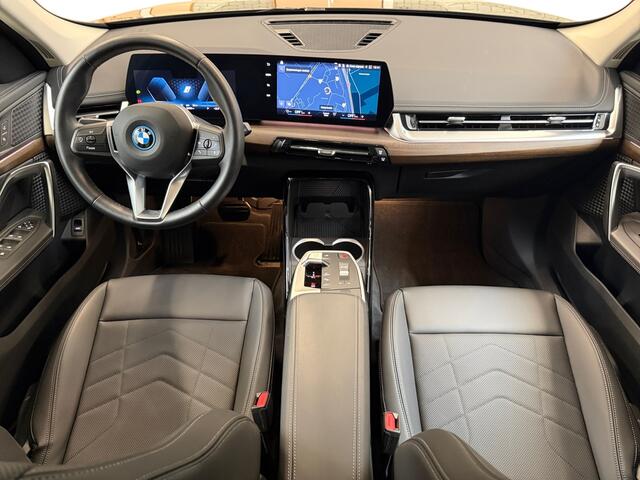 BMW X1 xDrive25e I xLine I Trekhaak I Elek. Achterklep I Leder I Camera I Cruise Control |