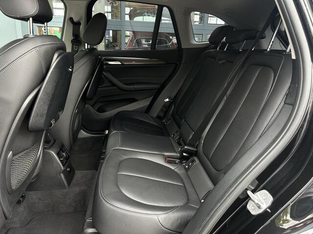 BMW X1 sDrive18i Executive | Trekhaak | Navi | Leder