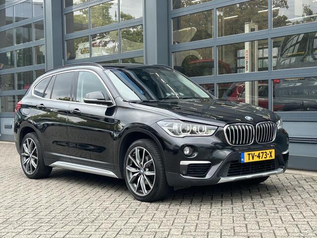 BMW X1 sDrive18i Executive | Trekhaak | Navi | Leder
