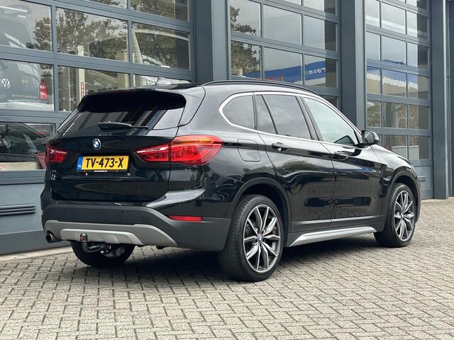 BMW X1 sDrive18i Executive | Trekhaak | Navi | Leder