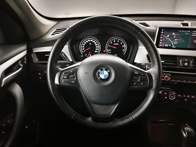 BMW X1 xDrive25e NAVIGATIE | PARKEERSENSOREN VOOR-EN ACHTER | ELEKTRISCHE ACHTERKLEP