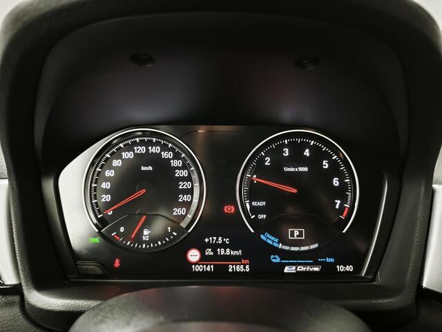 BMW X1 xDrive25e NAVIGATIE | PARKEERSENSOREN VOOR-EN ACHTER | ELEKTRISCHE ACHTERKLEP