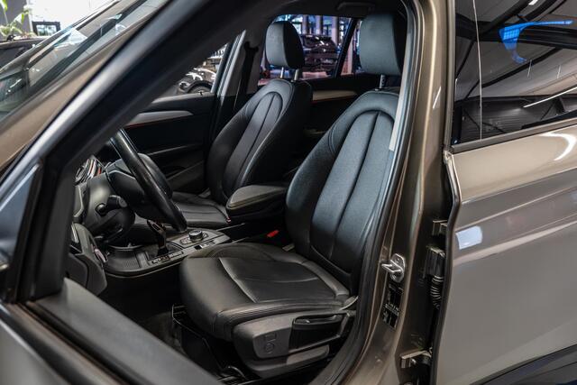 BMW X1 sDrive20i High Executive | Stoelverwarming | Leder