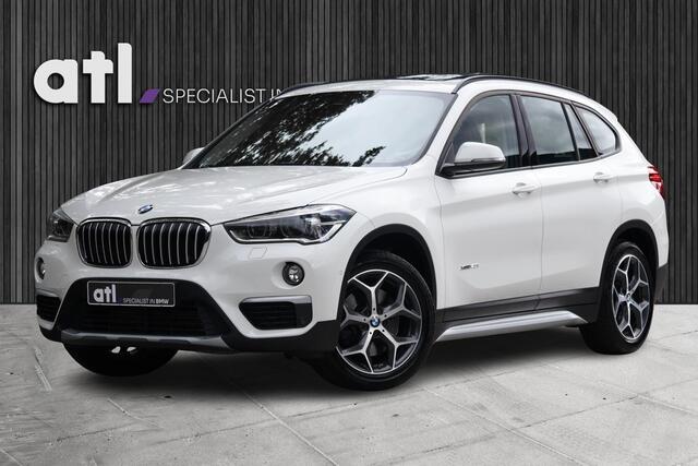BMW X1 xDrive20i X Line | Aut | Pano | LED | Clima | Navi | Trekhaak | Stoelverwarming | Sportstuur | PDC V+A | Etc.