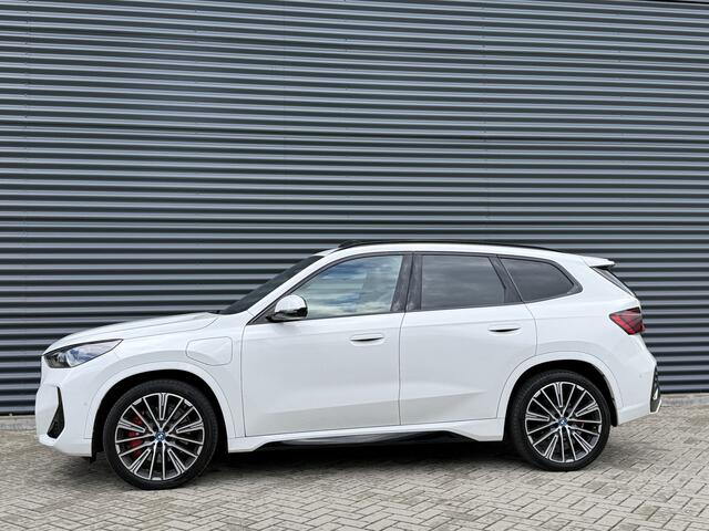 BMW X1 xDrive30e M-Sport Trekhaak/Pano/H&K/360cam
