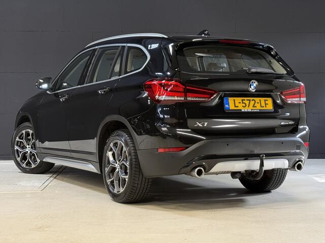 BMW X1 sDrive20i Business Edition Plus | Head UP | Trekhaak | Leder | Stoelverwarming