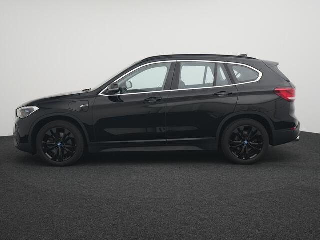 BMW X1 xDrive25e Executive Cruise | Head-Up | Lederbekleding | El. Achterklep | Stoelverwarming | Climate |