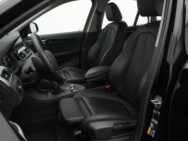 BMW X1 xDrive25e Executive Cruise | Head-Up | Lederbekleding | El. Achterklep | Stoelverwarming | Climate |