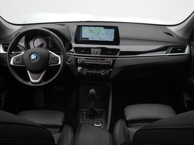 BMW X1 xDrive25e Executive Cruise | Head-Up | Lederbekleding | El. Achterklep | Stoelverwarming | Climate |