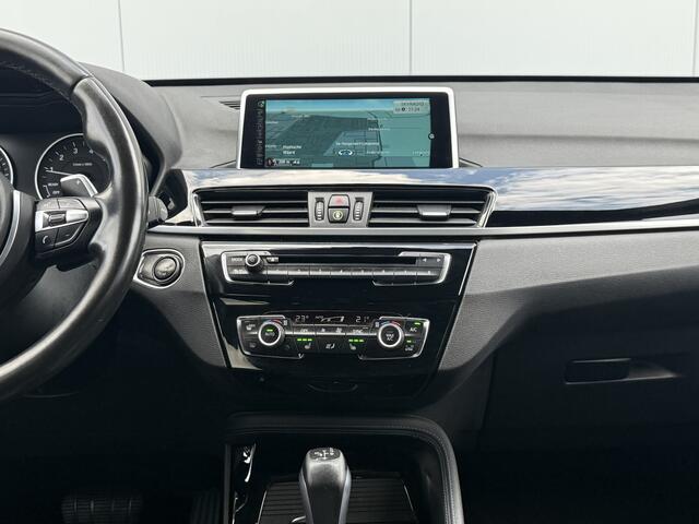 BMW X1 sDrive20i High Executive Automaat M-Pakket/Camera.
