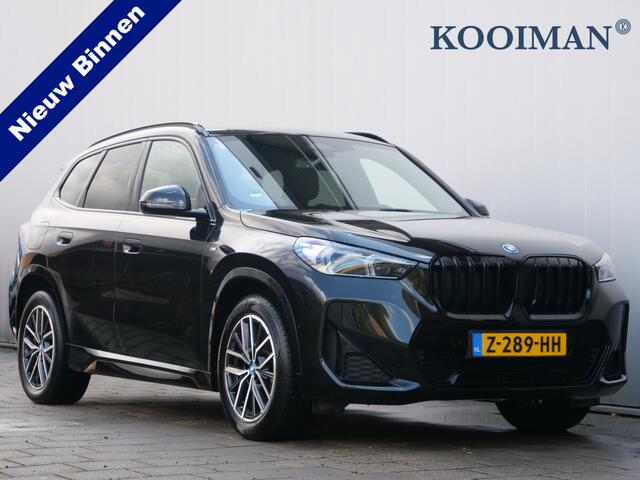 BMW X1 xDrive30e 326 Pk Automaat M-Sport pakket / Navi / DAB / Apple Carplay / Camera