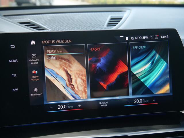 BMW X1 xDrive30e 326 Pk Automaat M-Sport pakket / Navi / DAB / Apple Carplay / Camera