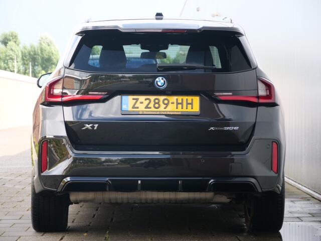 BMW X1 xDrive30e 326 Pk Automaat M-Sport pakket / Navi / DAB / Apple Carplay / Camera