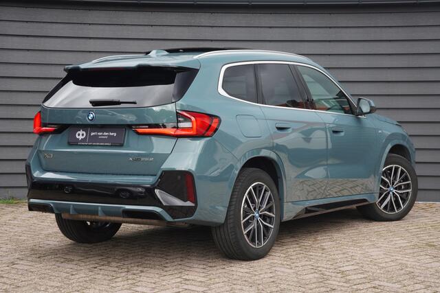 BMW X1 xDrive25e - M SPORT - PANODAK - LEDER - CARPLAY - KEYLESS - CAMERA -