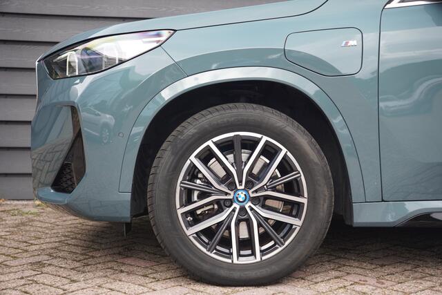 BMW X1 xDrive25e - M SPORT - PANODAK - LEDER - CARPLAY - KEYLESS - CAMERA -