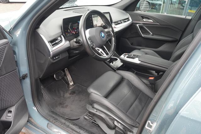 BMW X1 xDrive25e - M SPORT - PANODAK - LEDER - CARPLAY - KEYLESS - CAMERA -