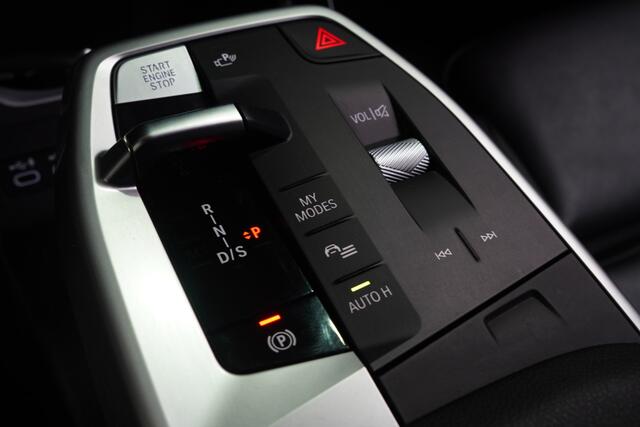 BMW X1 xDrive25e - M SPORT - PANODAK - LEDER - CARPLAY - KEYLESS - CAMERA -