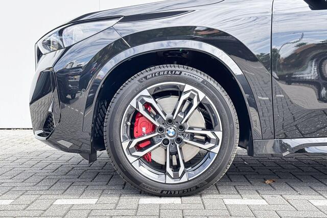 BMW X1 xDrive23i | Innovation Pack | M Sport | Panoramadak | Travel Pack | Haram Kardon