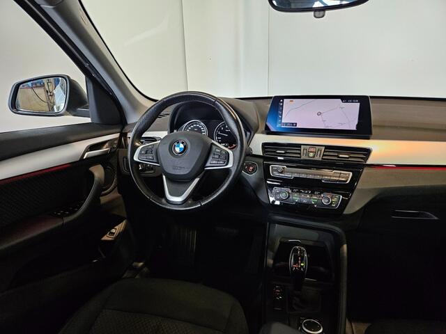 BMW X1 sDrive20i Business Edition / Camera / Memory / Head-Up / NL Auto
