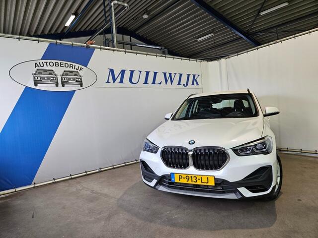 BMW X1 sDrive20i Business Edition / Camera / Memory / Head-Up / NL Auto